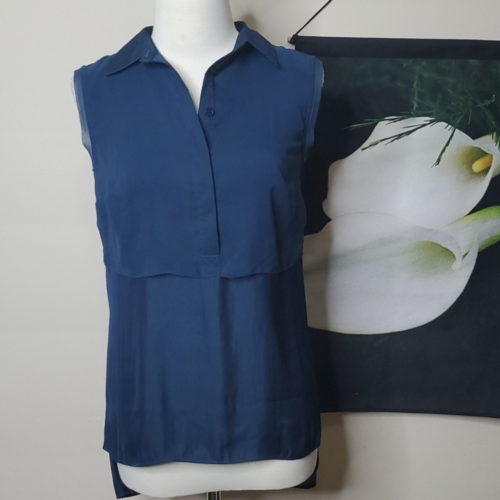 Simply Vera Sleeveless High Low Top